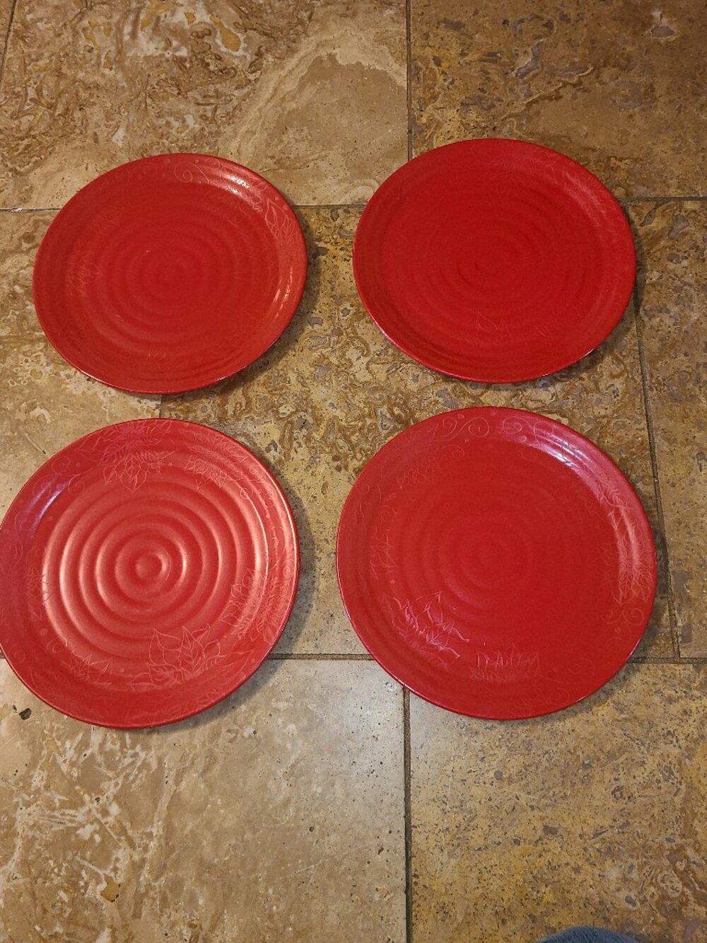 Melamine Plates Set Of 4 Red Dinner Plates 11" Swirl & Floral Pattern